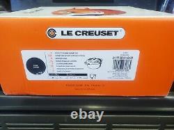 Le Creuset Signature Cast Iron 7.25 Quart Round Dutch Oven, Oyster NEW